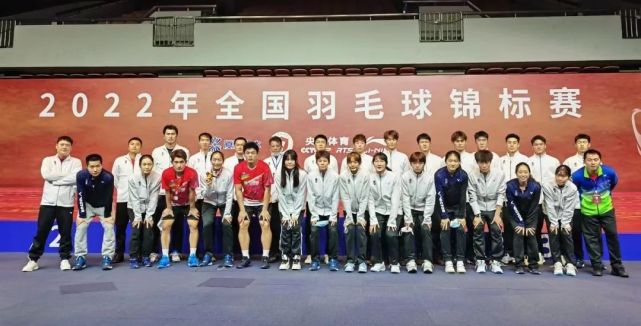 祝贺！上海队斩获全国羽毛球锦标赛混双冠军